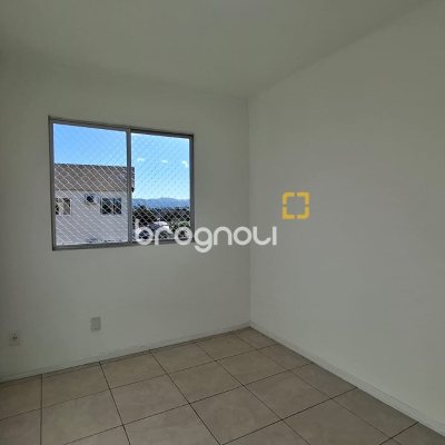 Apartamento com 42m², 2 quartos, 1 garagem, no bairro Barra do Aririú em Palhoça