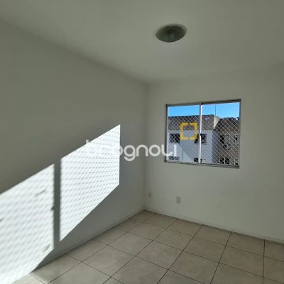 Apartamento com 42m², 2 quartos, 1 garagem, no bairro Barra do Aririú em Palhoça