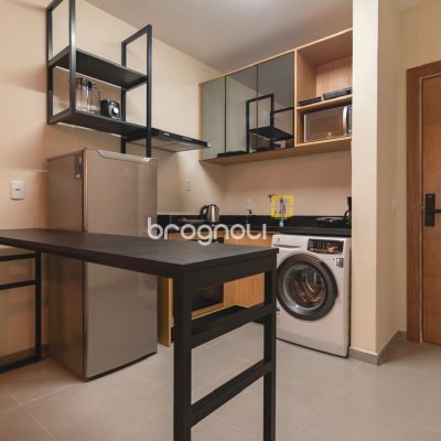 Apartamento com 55m², 2 quartos (sendo 1 suíte), 1 garagem, no bairro Jurerê em Florianópolis