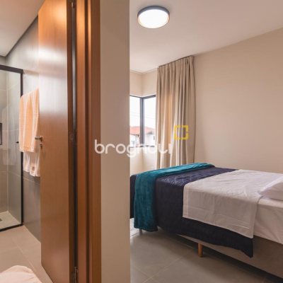 Apartamento com 55m², 2 quartos (sendo 1 suíte), 1 garagem, no bairro Jurerê em Florianópolis