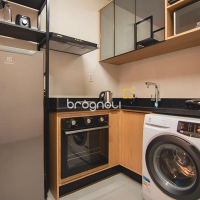 Apartamento com 55m², 2 quartos (sendo 1 suíte), 1 garagem, no bairro Jurerê em Florianópolis