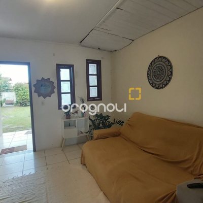 Casa com 62m², 2 quartos, 3 garagens, no bairro Campeche em Florianópolis