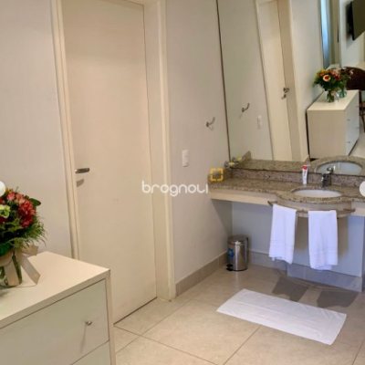 Apartamento com 52m², 1 quarto (sendo 1 suíte), 1 garagem, no bairro Jurerê em Florianópolis