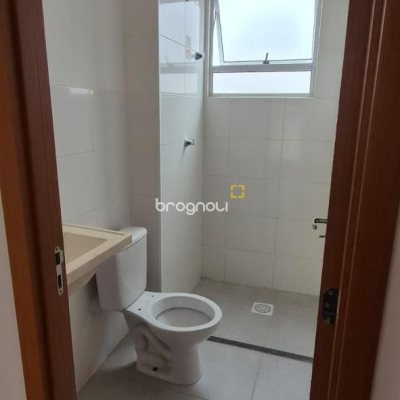 Apartamento com 40m², 2 quartos, 1 garagem, no bairro Sertão do Maruim em São José