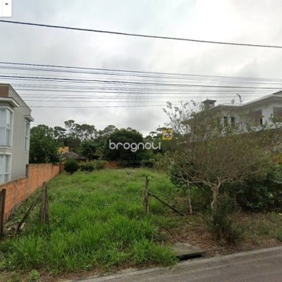 Terreno com 450m², no bairro São João do Rio Vermelho em Florianópolis