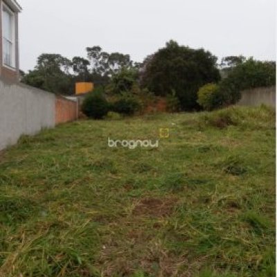 Terreno com 450m², no bairro São João do Rio Vermelho em Florianópolis