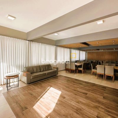Apartamento com 46m², 1 quarto, 1 garagem, no bairro Trindade em Florianópolis