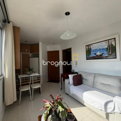 Apartamento com 40m², 1 quarto (sendo 1 suíte), no bairro Centro em Florianópolis