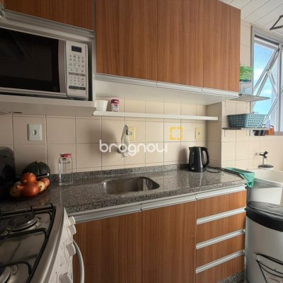 Apartamento com 40m², 1 quarto (sendo 1 suíte), no bairro Centro em Florianópolis
