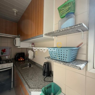 Apartamento com 40m², 1 quarto (sendo 1 suíte), no bairro Centro em Florianópolis