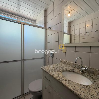 Apartamento com 40m², 1 quarto (sendo 1 suíte), no bairro Centro em Florianópolis