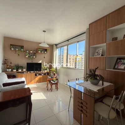 Apartamento com 40m², 1 quarto (sendo 1 suíte), no bairro Centro em Florianópolis