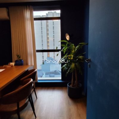 Sala com 41m², no bairro Centro em Florianópolis