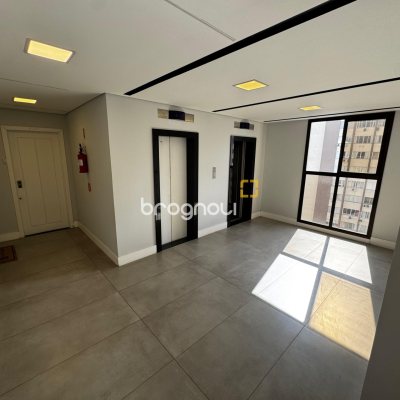 Sala com 41m², no bairro Centro em Florianópolis