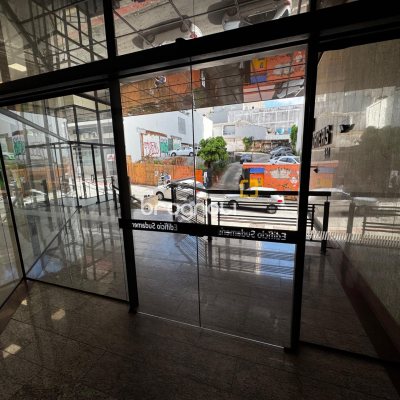 Sala com 41m², no bairro Centro em Florianópolis