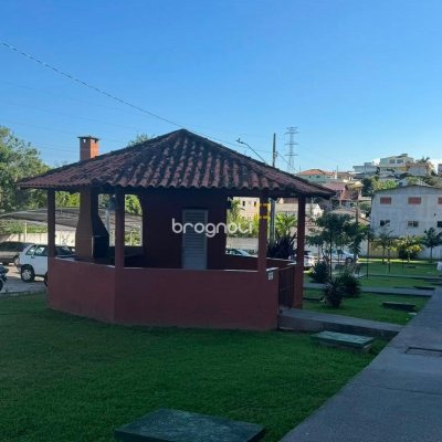 Apartamento com 58m², 2 quartos, 1 garagem, no bairro São Sebastião em Palhoça