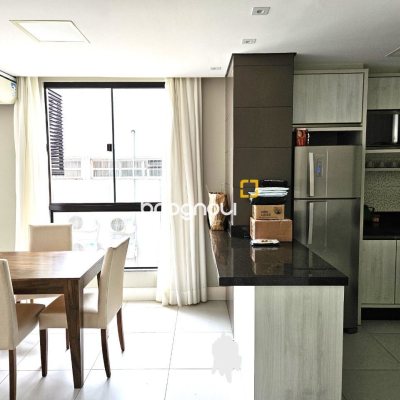 Apartamento com 87m², 3 quartos (sendo 1 suíte), 1 garagem, no bairro Barreiros em São José