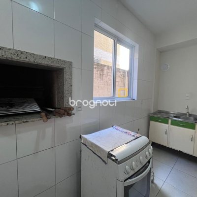 Apartamento com 54m², 2 quartos, 1 garagem, no bairro Ipiranga em São José