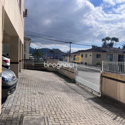 Apartamento com 54m², 2 quartos, 1 garagem, no bairro Ipiranga em São José