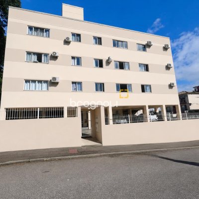 Apartamento com 54m², 2 quartos, 1 garagem, no bairro Ipiranga em São José