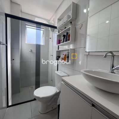 Apartamento com 54m², 2 quartos, 1 garagem, no bairro Ipiranga em São José