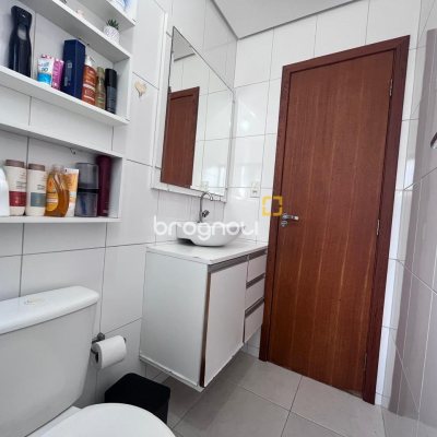 Apartamento com 54m², 2 quartos, 1 garagem, no bairro Ipiranga em São José