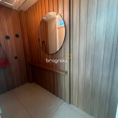 Casa de Condomínio com 258m², 3 quartos (sendo 3 suítes), 2 garagens, no bairro Rio Tavares em Florianópolis