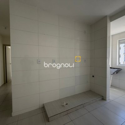 Apartamento com 50m², 2 quartos, 1 garagem, no bairro Pedra Branca em Palhoça