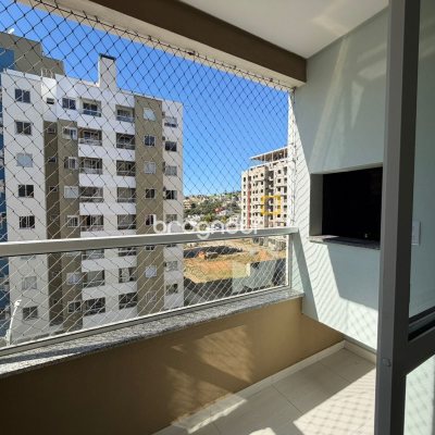 Apartamento com 50m², 2 quartos, 1 garagem, no bairro Pedra Branca em Palhoça