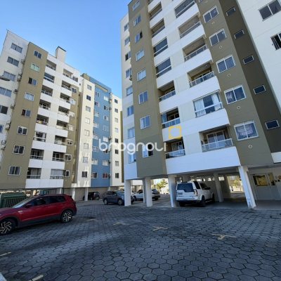 Apartamento com 50m², 2 quartos, 1 garagem, no bairro Pedra Branca em Palhoça