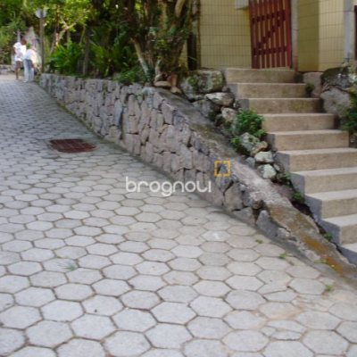 Terreno com 1485m², no bairro Daniela em Florianópolis