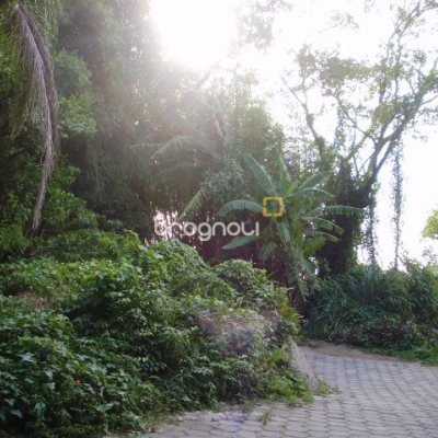 Terreno com 1485m², no bairro Daniela em Florianópolis