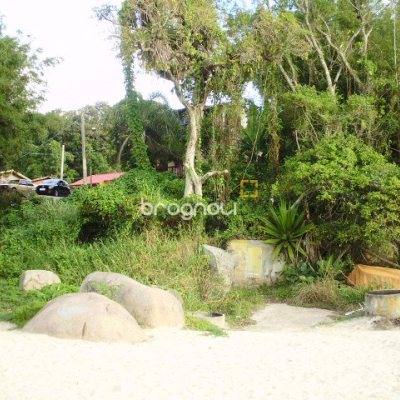 Terreno com 1485m², no bairro Daniela em Florianópolis