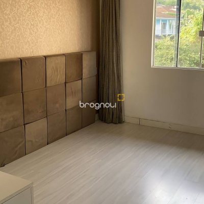 Apartamento com 92m², 2 quartos (sendo 1 suíte), 1 garagem, no bairro Jurerê em Florianópolis