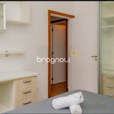 Apartamento com 74m², 2 quartos (sendo 1 suíte), 2 garagens, no bairro Lagoa da Conceição em Florianópolis