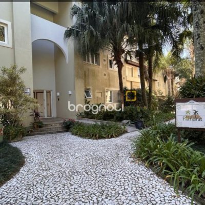 Apartamento com 74m², 2 quartos (sendo 1 suíte), 2 garagens, no bairro Lagoa da Conceição em Florianópolis