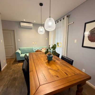 Casa com 164m², 3 quartos (sendo 1 suíte), 1 garagem, no bairro Itacorubi em Florianópolis