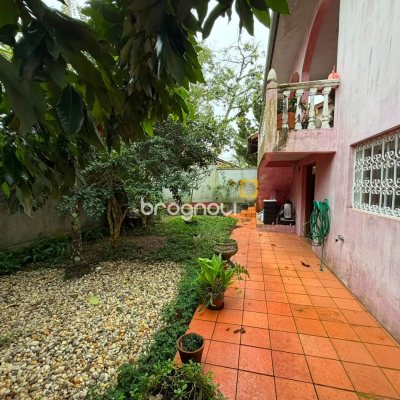 Casa com 164m², 3 quartos (sendo 1 suíte), 1 garagem, no bairro Itacorubi em Florianópolis