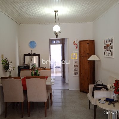 Casa com 190m², 2 quartos, 2 garagens, no bairro Jardim Atlântico em Florianópolis