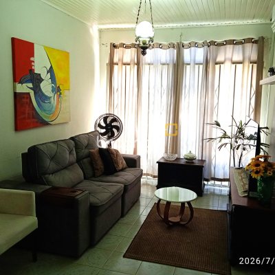 Casa com 190m², 2 quartos, 2 garagens, no bairro Jardim Atlântico em Florianópolis
