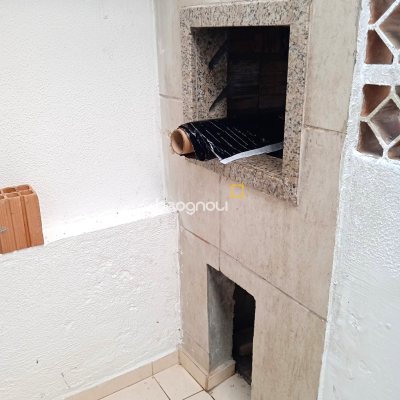 Casa com 190m², 2 quartos, 2 garagens, no bairro Jardim Atlântico em Florianópolis