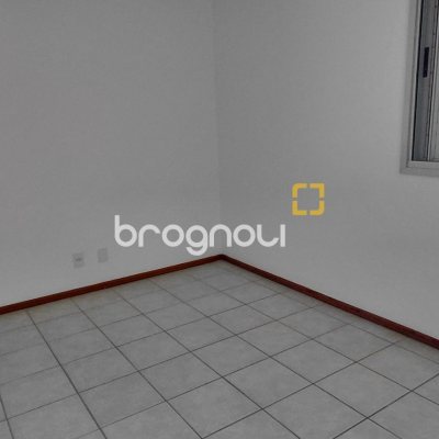 Apartamento com 98m², 3 quartos (sendo 1 suíte), 2 garagens, no bairro Centro em Florianópolis