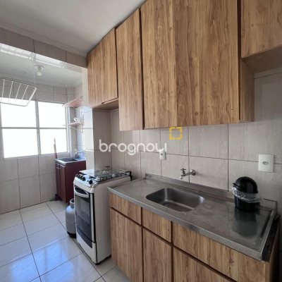 Apartamento com 56m², 3 quartos, 1 garagem, no bairro Coqueiros em Florianópolis