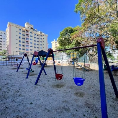 Apartamento com 56m², 3 quartos, 1 garagem, no bairro Coqueiros em Florianópolis