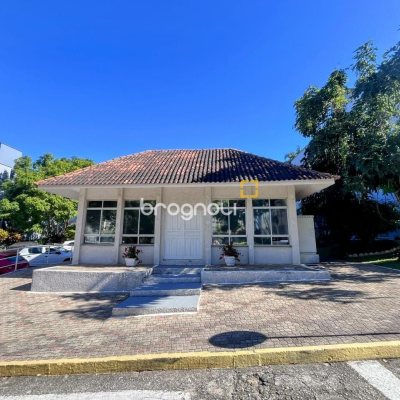 Apartamento com 56m², 3 quartos, 1 garagem, no bairro Coqueiros em Florianópolis