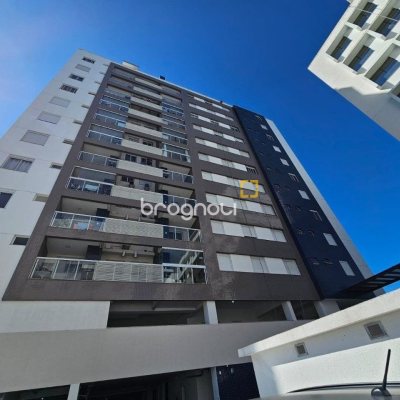 Apartamento com 66m², 2 quartos (sendo 1 suíte), 1 garagem, no bairro Roçado em São José