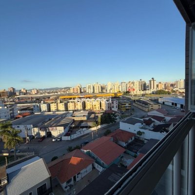 Apartamento com 66m², 2 quartos (sendo 1 suíte), 1 garagem, no bairro Roçado em São José