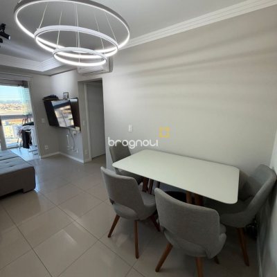 Apartamento com 66m², 2 quartos (sendo 1 suíte), 1 garagem, no bairro Roçado em São José