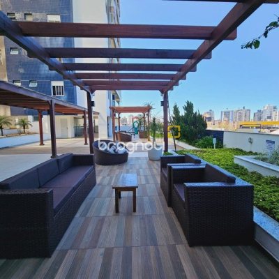 Apartamento com 66m², 2 quartos (sendo 1 suíte), 1 garagem, no bairro Roçado em São José