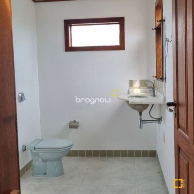 Casa com 154m², 3 quartos, 2 garagens, no bairro Rio Tavares em Florianópolis